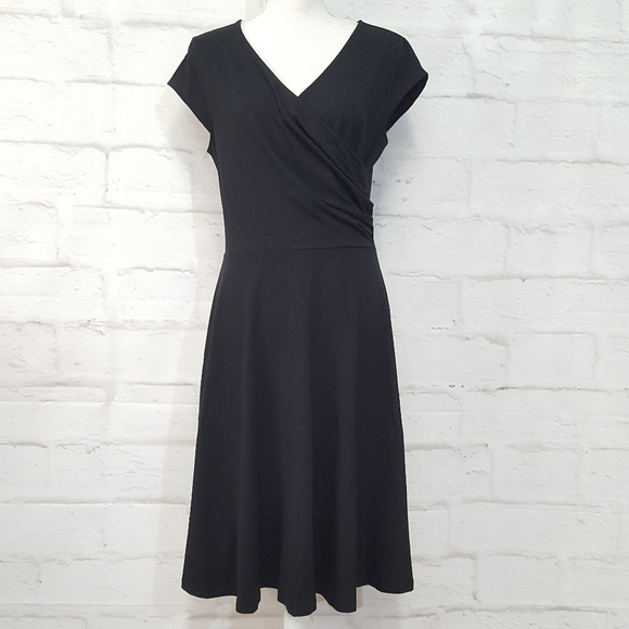 Modcloth Dresses & Skirts - Modcloth Black Cap Sleeve Midi Dress NWT